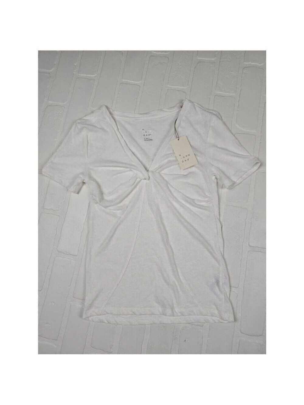 A New Day White Twisted V-Neck Top 3X